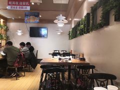 大堂-管氏翅吧(国展店)
