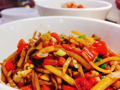 -味上湘菜馆(阿波罗店)