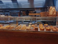 面包甜点陈列柜-贵阳高新惠诚食品有限公司