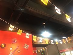 -椒点传统串串香