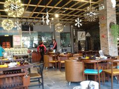 大堂-高兴壹锅·潮汕鲜牛肉火锅(良乡梅花庄店)