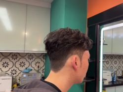 -鸿運 BARBER SHOP男士理发馆