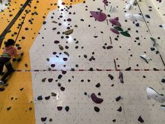 -问山MountQuest攀岩馆