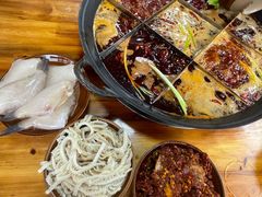 -正南齊北重庆老火锅(光华村直营店)