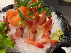 -山川小町·极番烧肉(新地假日广场店)