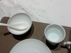-皇城根·鲁菜济南菜·吊炉烤鸭·炒鸡鱼头(济南旗舰店)