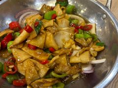 -江城燕子大排档(江汉路步行街店)