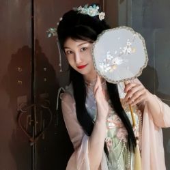 -洛水阁·汉服妆造体验馆(山塘街店)