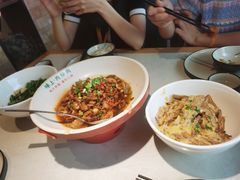 -味上湘菜馆(岳麓山店)