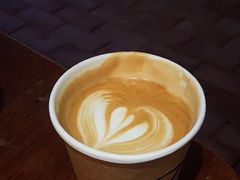 -Line 咖啡(石厦花园店)