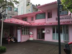 -Hello Kitty Cafe(弘大店)