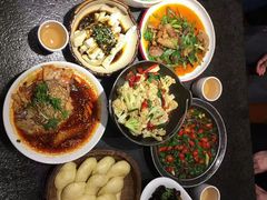 -万重锦·人文川菜馆(骡马市店)