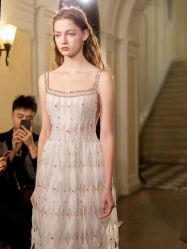 -纯色时光婚纱艺术馆WHITE