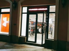 -UNDER ARMOUR(新燕莎奥莱店)