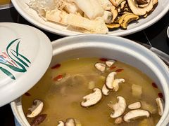 -黔蘑菇四季餐厅(观山湖店)