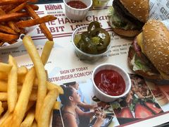 -The Habit Burger Grill 哈比特汉堡(复兴soho店)