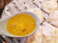 -馋三尺蟹粉小笼(人民广场店)