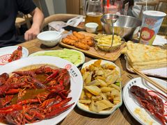 -叶派龙虾•招牌香辣蟹·海鲜(中海国际店)