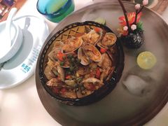 -佬麻雀·剁椒鱼头(京基KK One店)