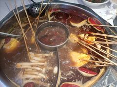 -佰人王串串香火锅(洋珠巷店)