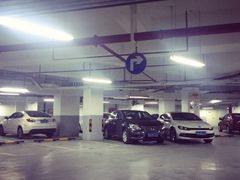 -大悦城-停车场