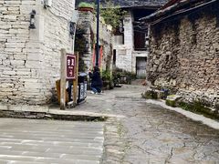 -高荡千年布依古寨旅游景区