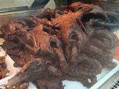 -张鸭子重庆特产卤味小吃(未来国际店)