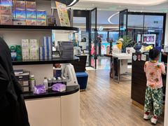 -博士眼镜·President总统(宝安海雅缤纷城店)