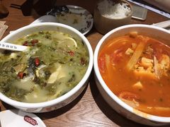 -渝是乎酸菜鱼(龙旗购物中心店)