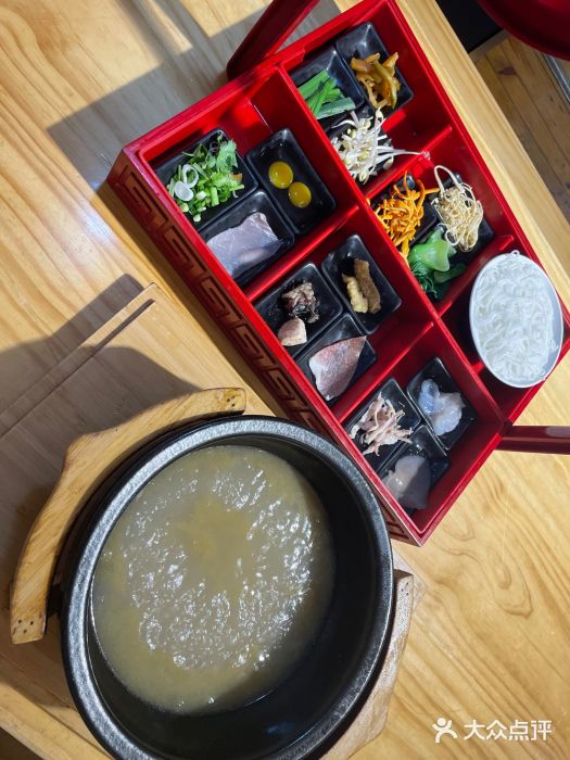 勺子米线·云南传统小吃市集(四方街店)图片