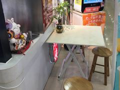 -沪上阿姨·精选茶饮(十一经路店)