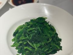 鸡油豌豆苗-粤界(望京金辉店)