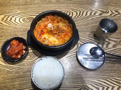 -吴草鸡爪오초닭발韩食堂(融恒盈嘉中心店)