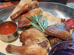 一沙一城香茅烤春鸡-一沙一城·岩烤牛扒(深圳首店)