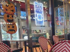 -DQ·蛋糕·冰淇淋(大宁国际商业广场店)