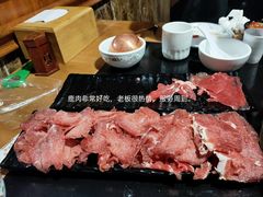 -果松木炭酸菜铜火锅·外婆参鸡汤