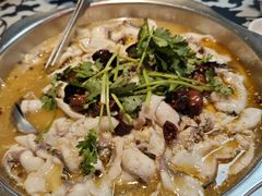 -何哥鲜鱼餐厅(龙湖花园店)