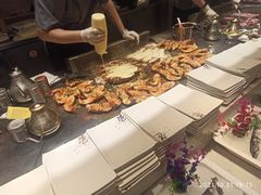 -雍和会海鲜姿造自助(湖东路店)