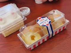 -红宝石·鲜奶小方·海派西点房(南丹店)