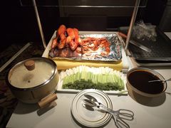 -凤冠假日酒店自助餐