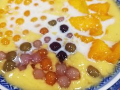 -赵记传承特色牛奶甜品(泉城广场店)