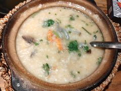 泥丁鲜虾粥-烧蠔帮·湛江生蚝(南桥店)