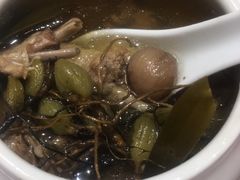 -聚鲜港（五洞）牛肉自选火锅