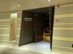 -上海滴水湖皇冠假日酒店