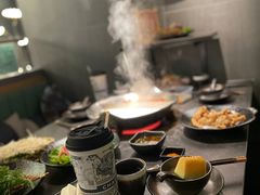 -湊湊火锅·茶憩(杭州湖滨银泰in77店)