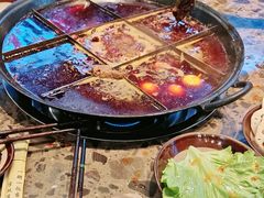 -正南齊北重庆老火锅(光华村直营店)