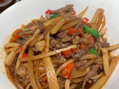 萝卜丝牛肉-昱龙大盆牛蛙馆(三兴街总店)