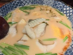 -荣家黄鱼面(前滩太古里店)