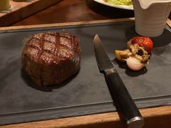 -恰餐厅及酒吧 CHAR Bar & Grill (北京丽都皇冠假日店)