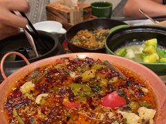 -云海肴·汽锅鸡·云南菜(天山百盛优客店)